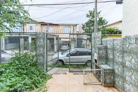 Casa para alugar com 210m², 3 quartos e 3 vagas Casa para alugar com 210m², 3 quartos e 3 vagasGaragem / Quintal