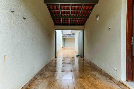 Casa para alugar com 210m², 3 quartos e 3 vagas Casa para alugar com 210m², 3 quartos e 3 vagasGaragem / Quintal