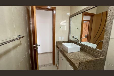 Apartamento para alugar com 120m², 3 quartos e 2 vagasBanheiro Social