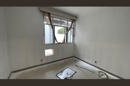 Apartamento para alugar com 120m², 3 quartos e 2 vagasQuarto 2