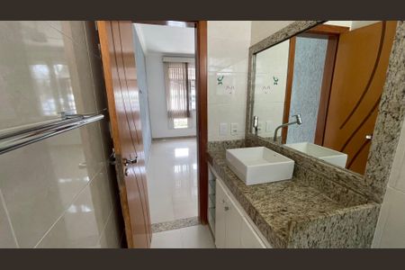 Apartamento para alugar com 120m², 3 quartos e 2 vagasBanheiro da Suíte