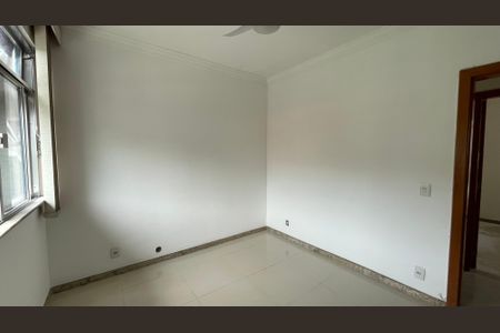 Apartamento para alugar com 120m², 3 quartos e 2 vagasQuarto 1