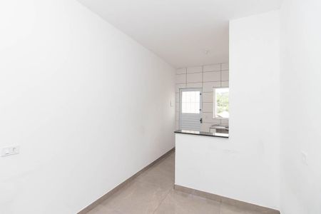 Kitnet de casa de condomínio para alugar com 1 quarto, 20m² em Vila Nilo, São Paulo