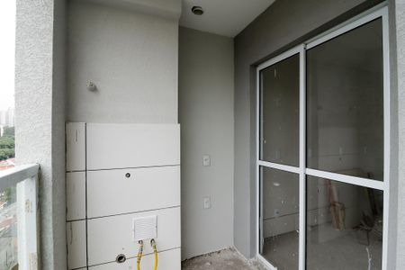Apartamento para alugar com 47m², 2 quartos e 1 vagaVaranda