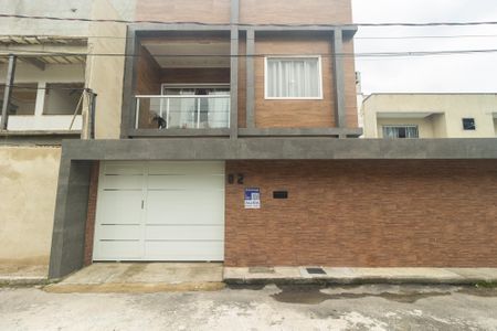 Fachada de casa para alugar com 2 quartos, 100m² em Campo Grande, Rio de Janeiro