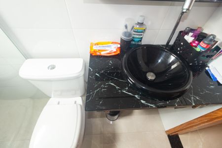 Casa para alugar com 100m², 2 quartos e 2 vagas Casa para alugar com 100m², 2 quartos e 2 vagasBanheiro da Suíte