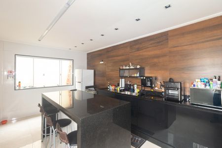 Casa para alugar com 100m², 2 quartos e 2 vagas Casa para alugar com 100m², 2 quartos e 2 vagasCozinha