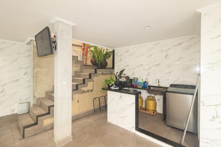 Casa para alugar com 100m², 2 quartos e 2 vagas Casa para alugar com 100m², 2 quartos e 2 vagasÁrea de Serviço
