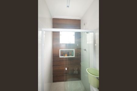 Casa para alugar com 100m², 2 quartos e 2 vagas Casa para alugar com 100m², 2 quartos e 2 vagasBanheiro Social 1
