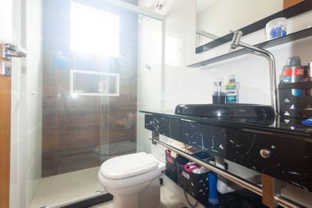 Banheiro da Suíte de casa para alugar com 2 quartos, 100m² em Campo Grande, Rio de Janeiro