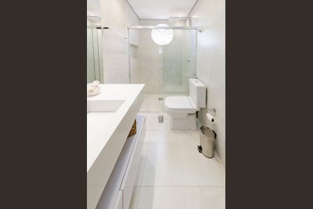 Apartamento à venda com 108m², 3 quartos e 2 vagasBanheiro social