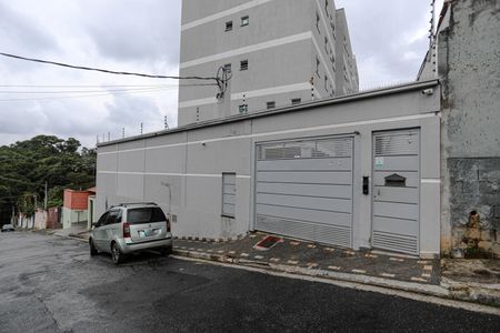 Apartamento para alugar com 50m², 2 quartos e 1 vaga Apartamento para alugar com 50m², 2 quartos e 1 vagaFachada