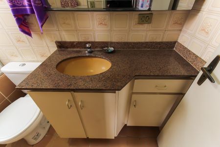 Apartamento à venda com 67m², 2 quartos e 1 vaga Apartamento à venda com 67m², 2 quartos e 1 vagaBanheiro