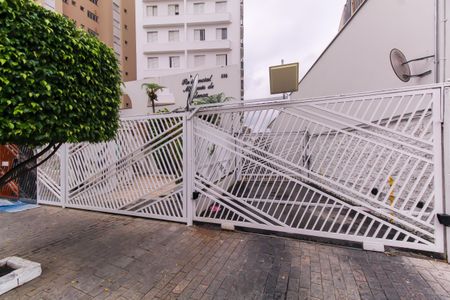 Apartamento à venda com 67m², 2 quartos e 1 vaga Apartamento à venda com 67m², 2 quartos e 1 vagaFachada