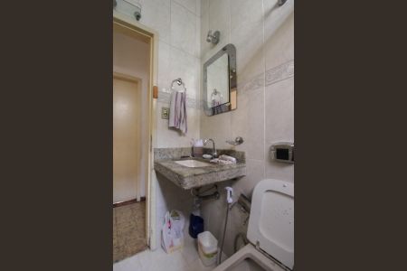 Casa à venda com 202m², 3 quartos e 3 vagasBanheiro