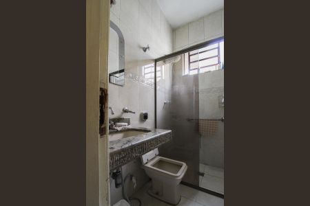 Casa à venda com 202m², 3 quartos e 3 vagasBanheiro