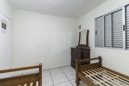 Casa para alugar com 200m², 3 quartos e 1 vaga Casa para alugar com 200m², 3 quartos e 1 vagaQuarto 2