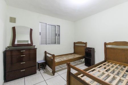 Casa para alugar com 200m², 3 quartos e 1 vaga Casa para alugar com 200m², 3 quartos e 1 vagaQuarto 2