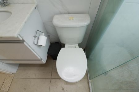 Apartamento à venda com 47m², 2 quartos e 1 vaga Apartamento à venda com 47m², 2 quartos e 1 vagaBanheiro