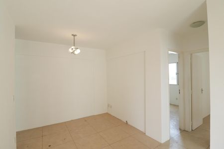 Apartamento à venda com 47m², 2 quartos e 1 vaga Apartamento à venda com 47m², 2 quartos e 1 vagaSala