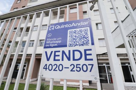 Apartamento à venda com 47m², 2 quartos e 1 vaga Apartamento à venda com 47m², 2 quartos e 1 vagaFachada