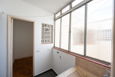 Apartamento à venda com 636m², 8 quartos e 20 vagasLavanderia