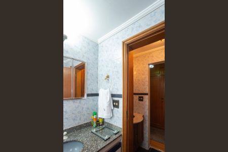 Apartamento à venda com 163m², 3 quartos e 2 vagas Apartamento à venda com 163m², 3 quartos e 2 vagasBanheiro Social