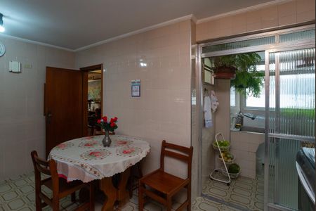 Apartamento à venda com 163m², 3 quartos e 2 vagas Apartamento à venda com 163m², 3 quartos e 2 vagasCozinha