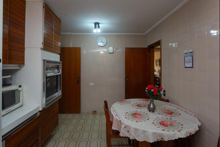 Apartamento à venda com 163m², 3 quartos e 2 vagas Apartamento à venda com 163m², 3 quartos e 2 vagasCozinha
