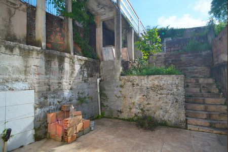 Casa à venda com 160m², 2 quartos e 2 vagasQuintal