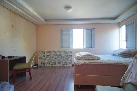 Suíte 1 de casa à venda com 2 quartos, 160m² em Jardim Itu, Porto Alegre