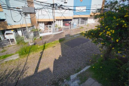 Vista de casa à venda com 2 quartos, 160m² em Jardim Itu, Porto Alegre
