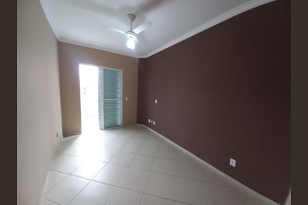 Casa para alugar com 200m², 3 quartos e 3 vagas Casa para alugar com 200m², 3 quartos e 3 vagasSuíte 1