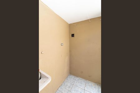 Casa para alugar com 30m², 1 quarto e sem vagaÁrea de Serviço