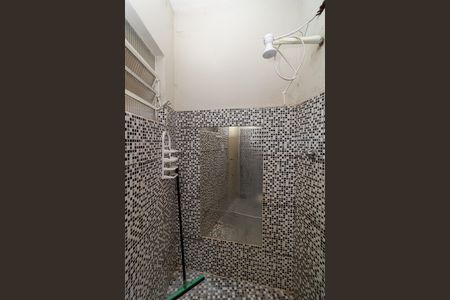 Banheiro de casa para alugar com 1 quarto, 30m² em Sítio do Piqueri, São Paulo