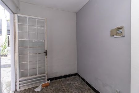 Casa para alugar com 80m², 2 quartos e 1 vaga Casa para alugar com 80m², 2 quartos e 1 vagaHall de entrada