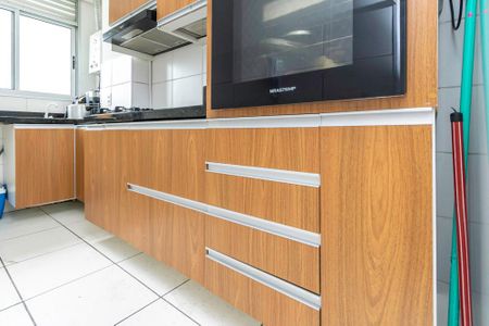 Apartamento à venda com 47m², 2 quartos e 1 vagaCozinha - Armários