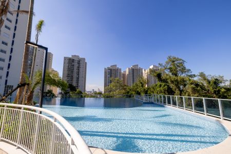 Apartamento à venda com 72m², 2 quartos e 2 vagasÁrea comum - Piscina