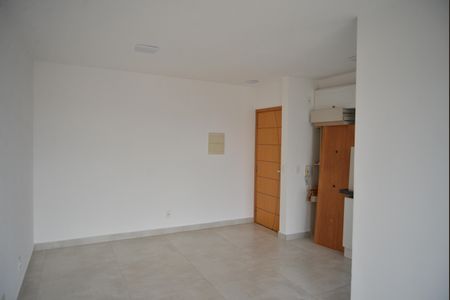 Sala de apartamento para alugar com 2 quartos, 52m² em Utinga, Santo André