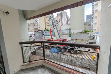 Sacada de apartamento para alugar com 2 quartos, 56m² em Cerqueira César, São Paulo