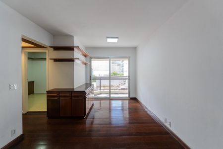 Sala de apartamento para alugar com 2 quartos, 56m² em Cerqueira César, São Paulo