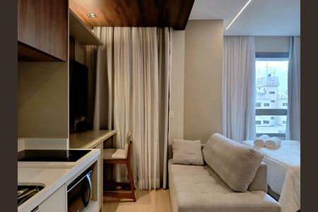 Studio à venda com 28m², 1 quarto e sem vaga Studio à venda com 28m², 1 quarto e sem vagaStudio