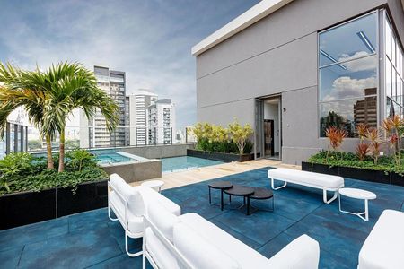 Studio para alugar com 28m², 1 quarto e sem vaga Studio para alugar com 28m², 1 quarto e sem vagaÁrea comum - Piscina