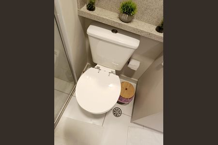 Studio à venda com 28m², 1 quarto e sem vaga Studio à venda com 28m², 1 quarto e sem vagaBanheiro
