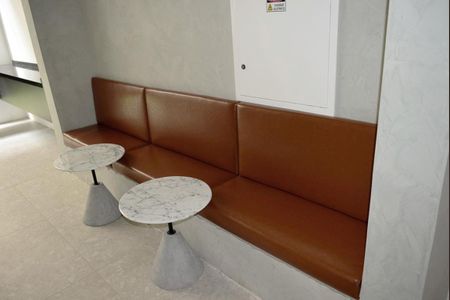 Studio à venda com 28m², 1 quarto e sem vagaHall social