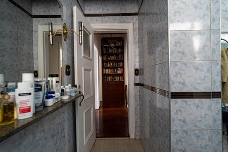 Apartamento à venda com 153m², 2 quartos e sem vaga Apartamento à venda com 153m², 2 quartos e sem vagaBanheiro