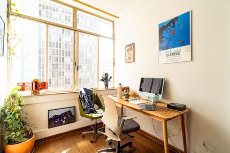 Apartamento à venda com 153m², 2 quartos e sem vaga Apartamento à venda com 153m², 2 quartos e sem vagaSala