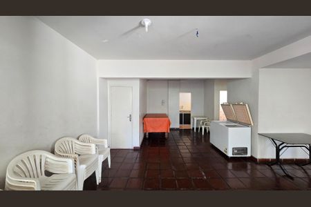 Apartamento à venda com 83m², 2 quartos e 2 vagas Apartamento à venda com 83m², 2 quartos e 2 vagasÁrea comum - Salão de festas