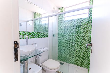 Apartamento à venda com 83m², 2 quartos e 2 vagas Apartamento à venda com 83m², 2 quartos e 2 vagasBanheiro Social