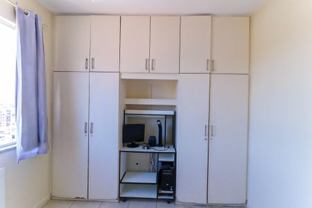 Apartamento à venda com 83m², 2 quartos e 2 vagas Apartamento à venda com 83m², 2 quartos e 2 vagasQuarto 2